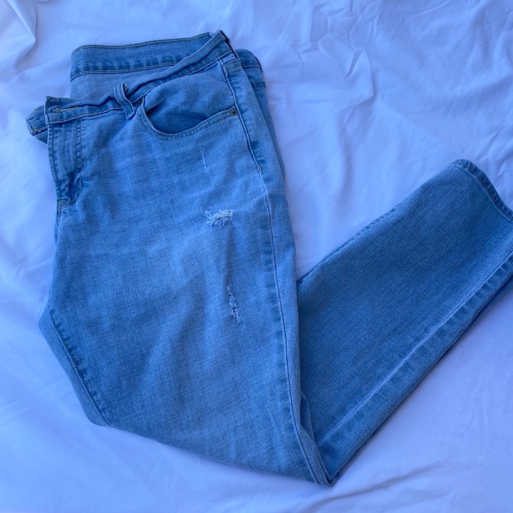 old navy jeans style Diva  *missing a button